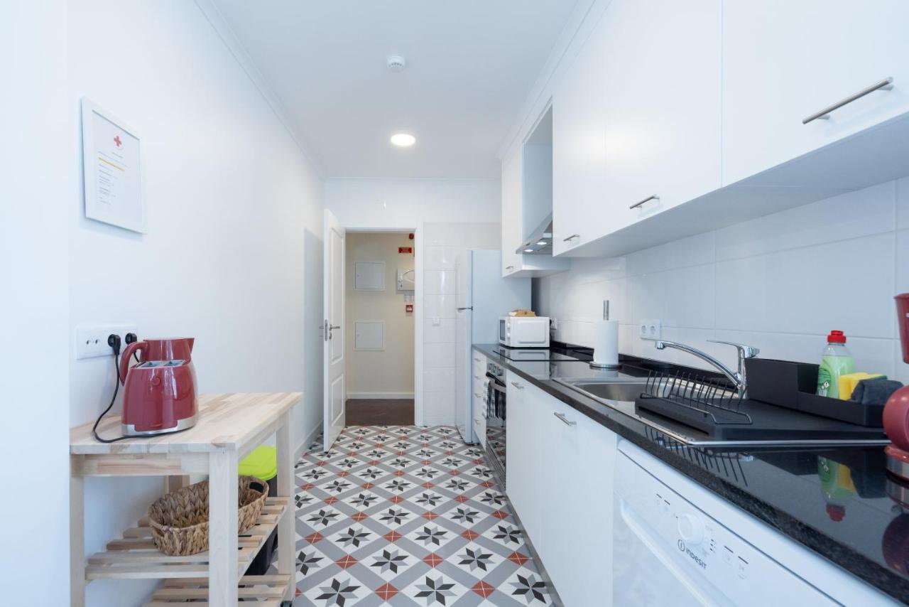Casa Do Largo - Cozy Apartment In The City Center & With Ac Лиссабон Экстерьер фото